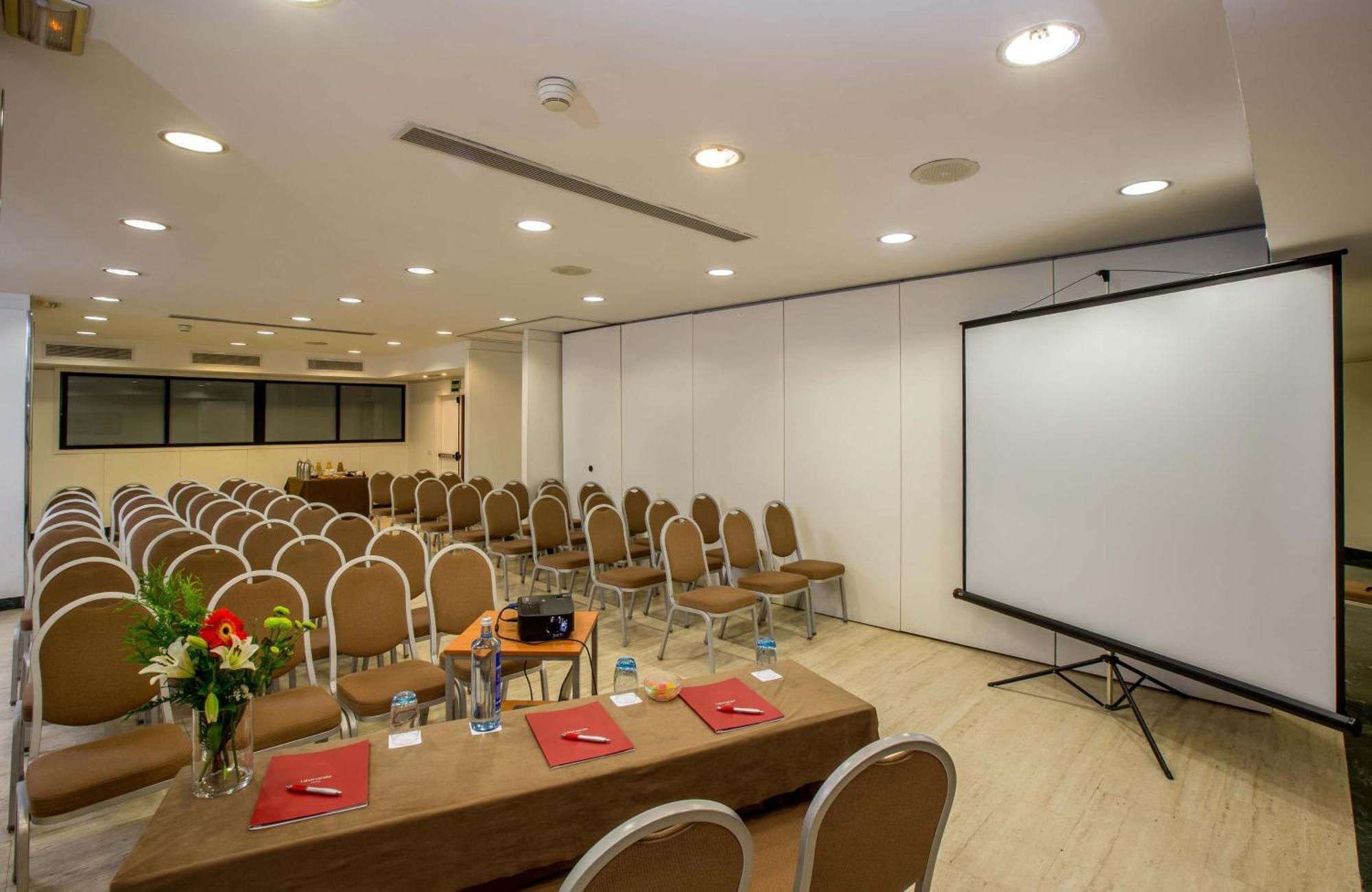 Leonardo Hotel Madrid City Center Exterior photo